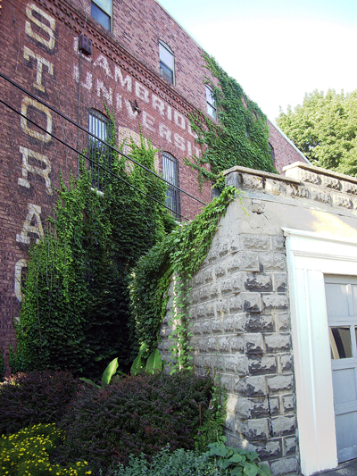 Cambridge Storage, MA