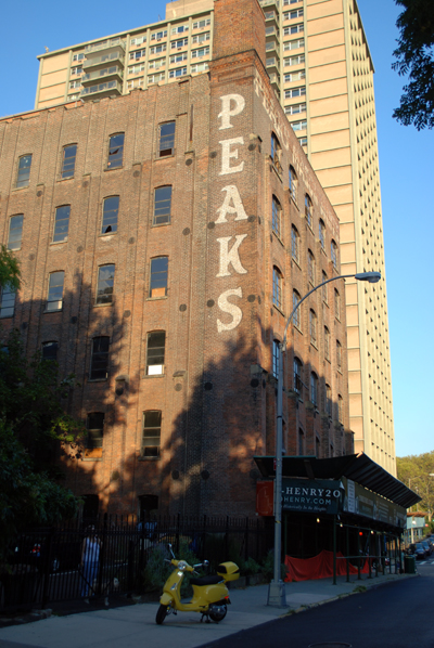Peaks Mint Building - Bklyn Hts - © Frank H. Jump Peaks Mint Building - Bklyn Hts - © Frank H. Jump