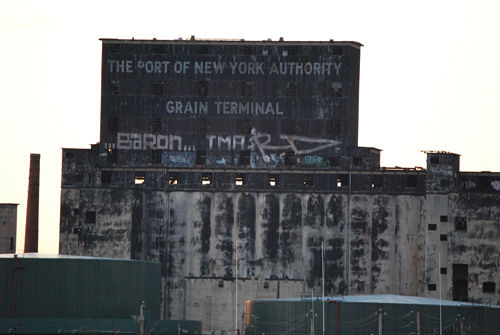 Grain Terminal - Brooklyn, Gowanua