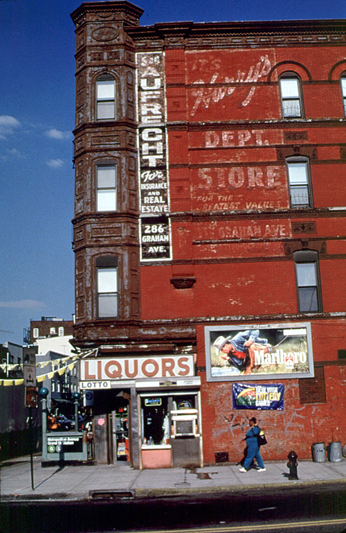 Harry's Dept Store