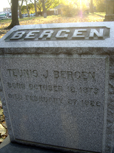 Flatlands Dutch Reformed Church Cemetery - Flatlands, Brooklyn
