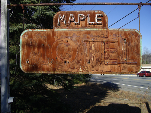 Maple Motel Derelict Neon - Rte 307 S, Maple Lake - Tooley Corners, PA