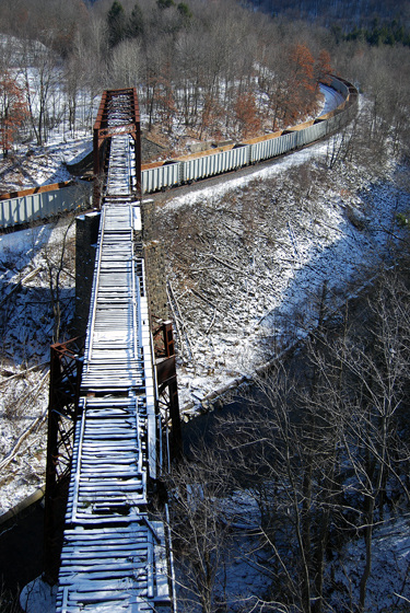 Trainbridge Towards Scranton 