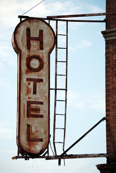 Keller Hotel & Bar