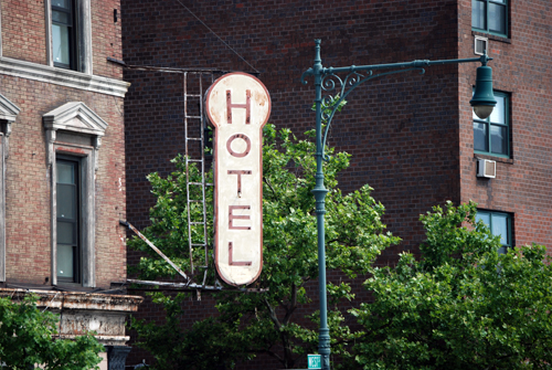 Keller Hotel & Bar